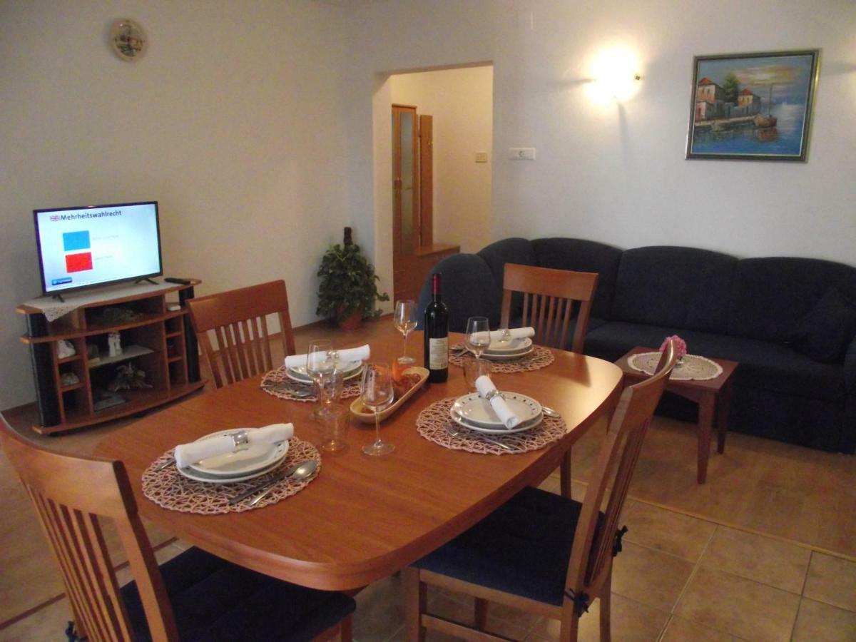 Apartments Dajana Silo מראה חיצוני תמונה