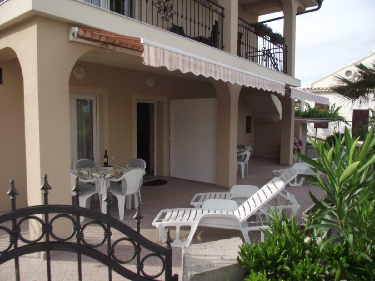 Apartments Dajana Silo מראה חיצוני תמונה